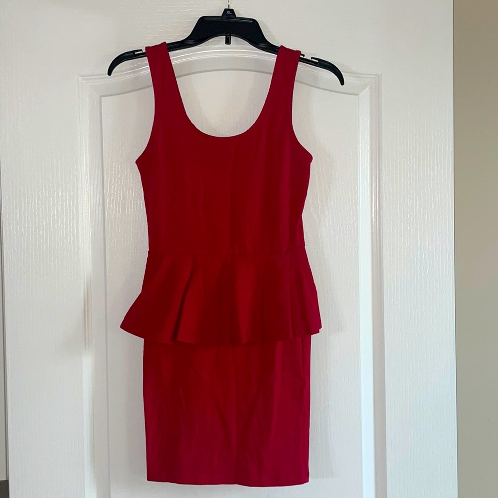 Size small Forever 21 dress.